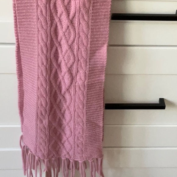 NWT MARIELE WAITHE PNK  CASHMERE SCARF - Picture 2 of 7